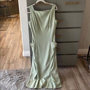 Chic Mint Green Midi Dress